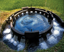 特別賞<br />水道技術研究センター会長賞『円形分水』