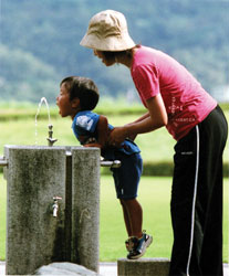 水と生活賞<br />給水工事技術振興財団理事長賞『早く飲みたいよ～』