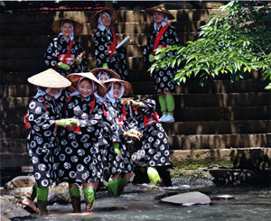 特別賞<br />全国簡易水道協議会会長賞『田植えを終えて』