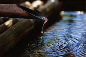 特別賞<br />日本水道工業団体連合会会長賞『滴』