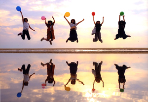 特別賞<br />全国管工事業協同組合連合会会長賞『水鏡でジャンプ』