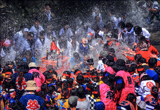 【平成３０年度全国会議（水道研究発表会）（開催地：福岡市）開催記念】<br />福岡市水道事業管理者賞『水掛け地蔵まつり①』