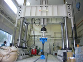 地震波想定し動的実験／コスモ工機離脱防止内蔵継手「Ｓロック」