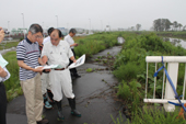 宇仁菅水道課長が震災被災地へ／宮城県３自治体の現状を把握