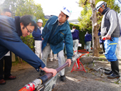 アイスピグで導水管を洗管／富田林市でデモ施工／藤野興業