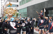 神田祭参加！下水道発祥の地に定着／下水協