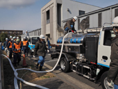 相互応援協定に基づき合同訓練／尼崎浄水場で応急給水／阪神(企)､埼玉県企業局､神奈川県内(企)､大阪広域(企)