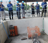 事故事例を再現し解説／東京都水道局