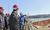 堤体強化中の村山上貯水池を訪問／水団連