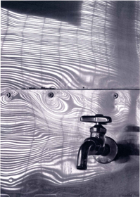 『魔法の水道』