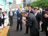 国会議員が芝浦水再生センターを視察