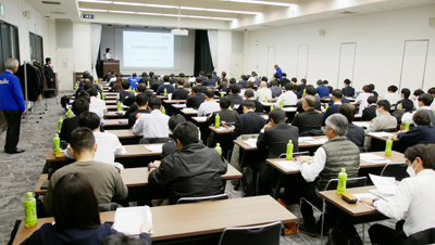 水道事業の持続に貢献を／国の動向や採用事例など紹介／水道講演会を大阪で／ポリテック