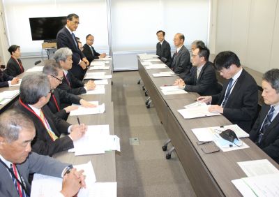 老朽施設の更新･耐震化を強力に／各省に｢産業界の要望｣伝える／理事会開き新年度の事業計画決定／水団連