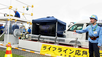 水道・下水道管路の応急復旧実演／大規模風水害想定し合同訓練／東京都・江戸川区